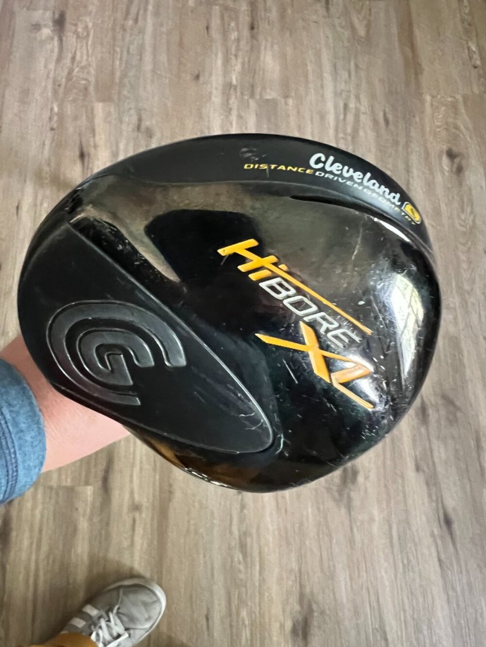 Cleveland Golf Hibore XL Driver 10.5 Right Hand Fujikura R Flex Shaft 47"